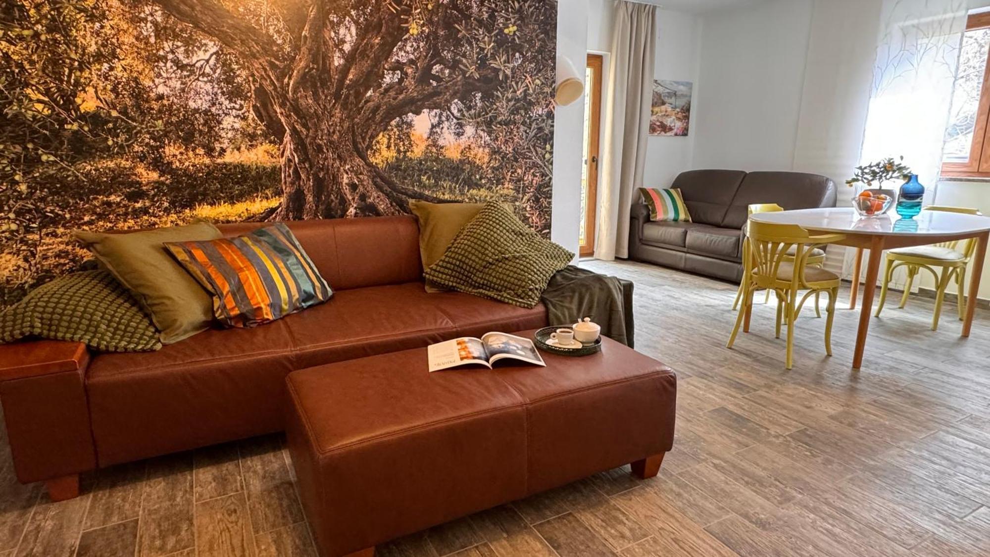 Apartment With A Terrace Forest Home Lullula Veprinac Exteriör bild
