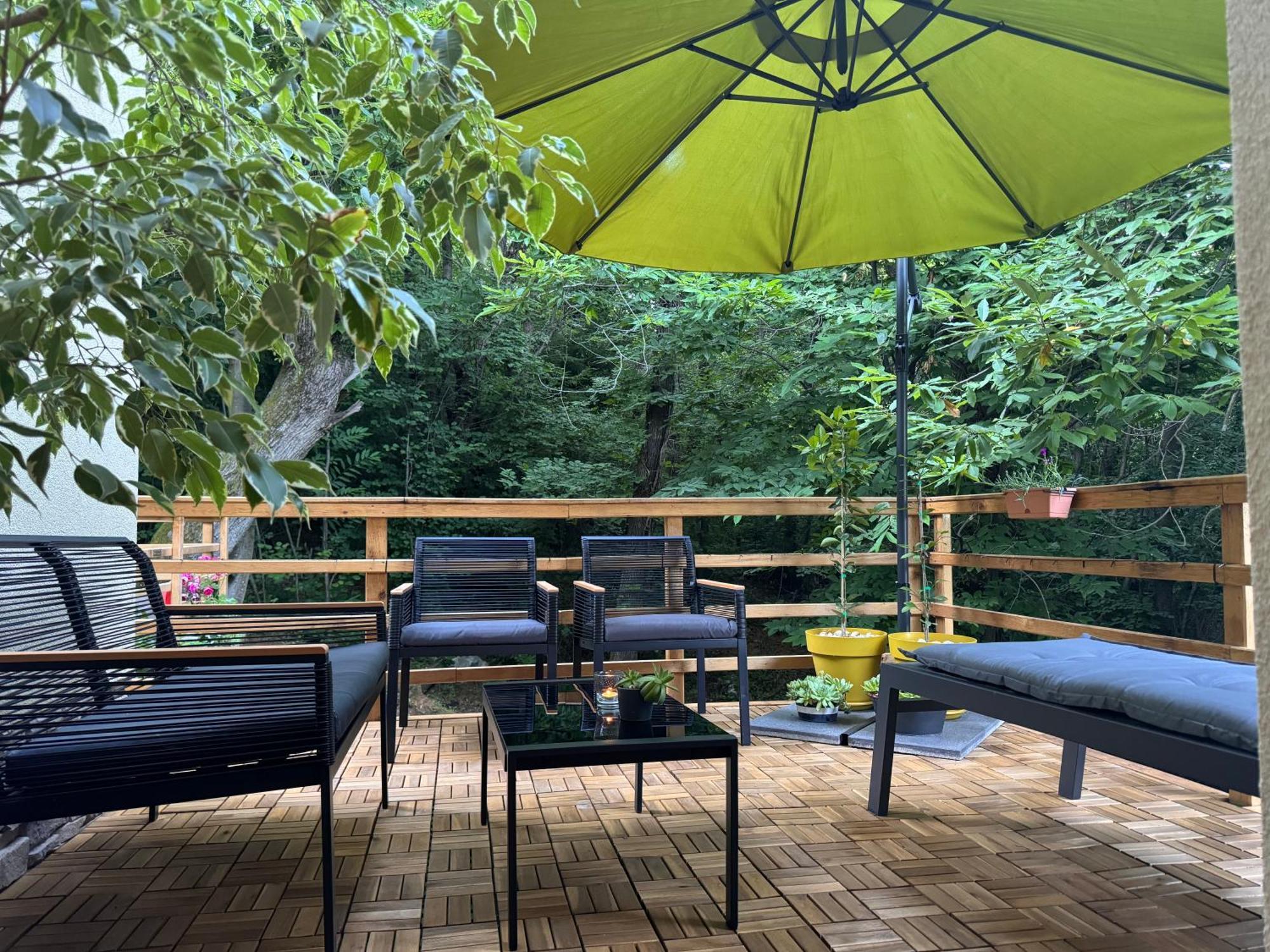 Apartment With A Terrace Forest Home Lullula Veprinac Exteriör bild